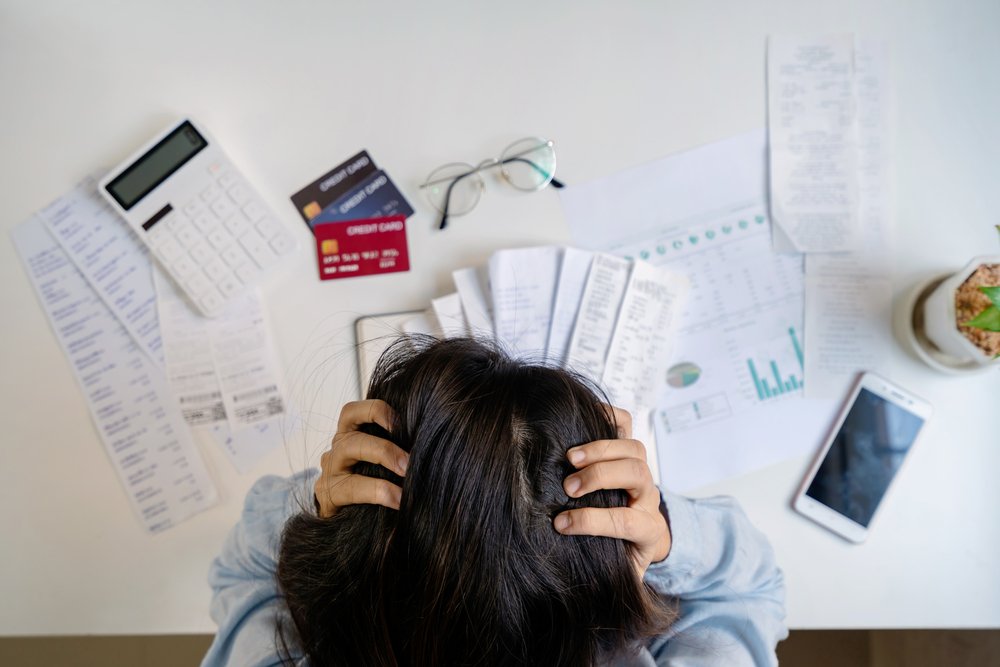 Claves para Evitar el Sobreendeudamiento y Mantener Control Financiero