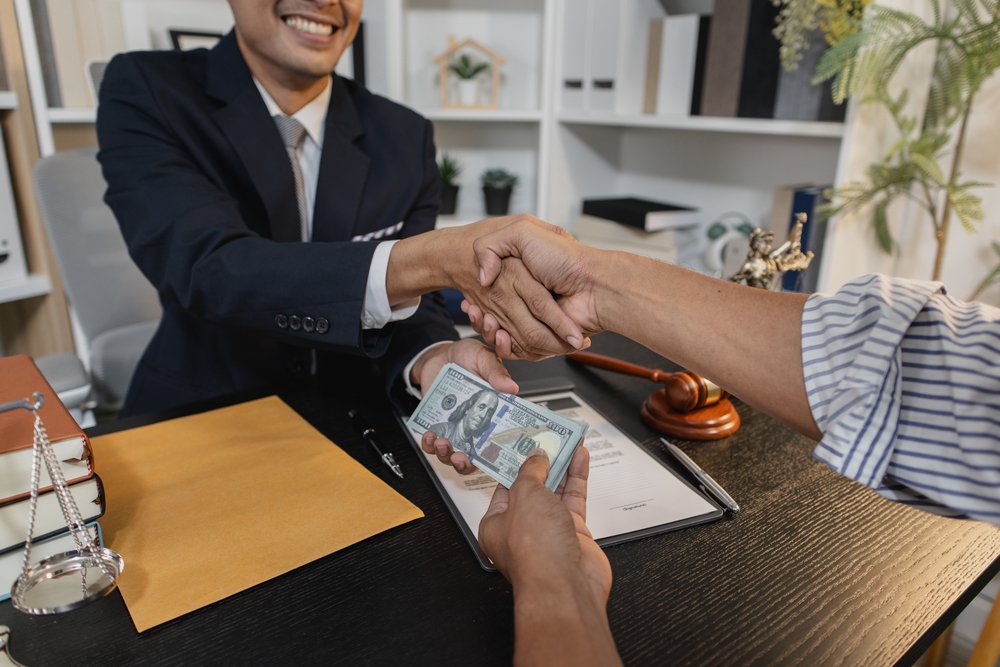 Los Prestamistas son Legales Marco Regulatorio y Protección