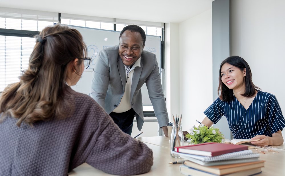 Roles Fundamentales del Prestamista Profesional